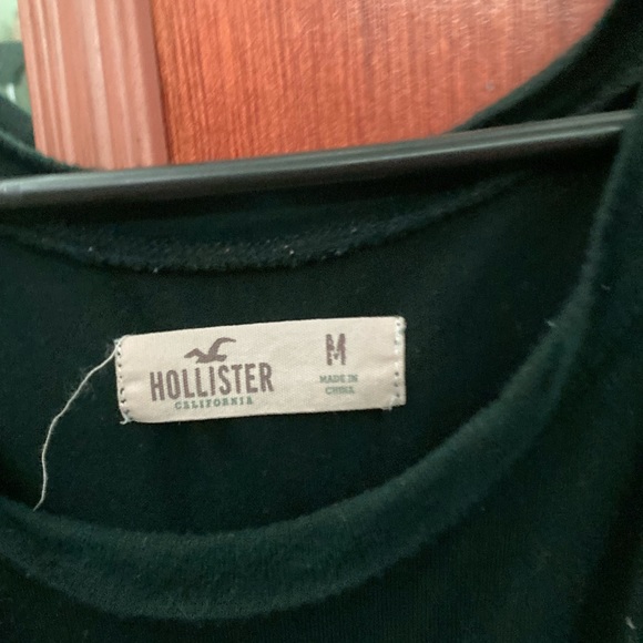Hollister tshirt says Malibu size medium - Picture 4 of 4